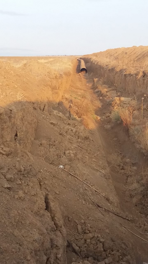 В Новоузенском районе неизвестные выкапывают трубы для водоснабжения прудов