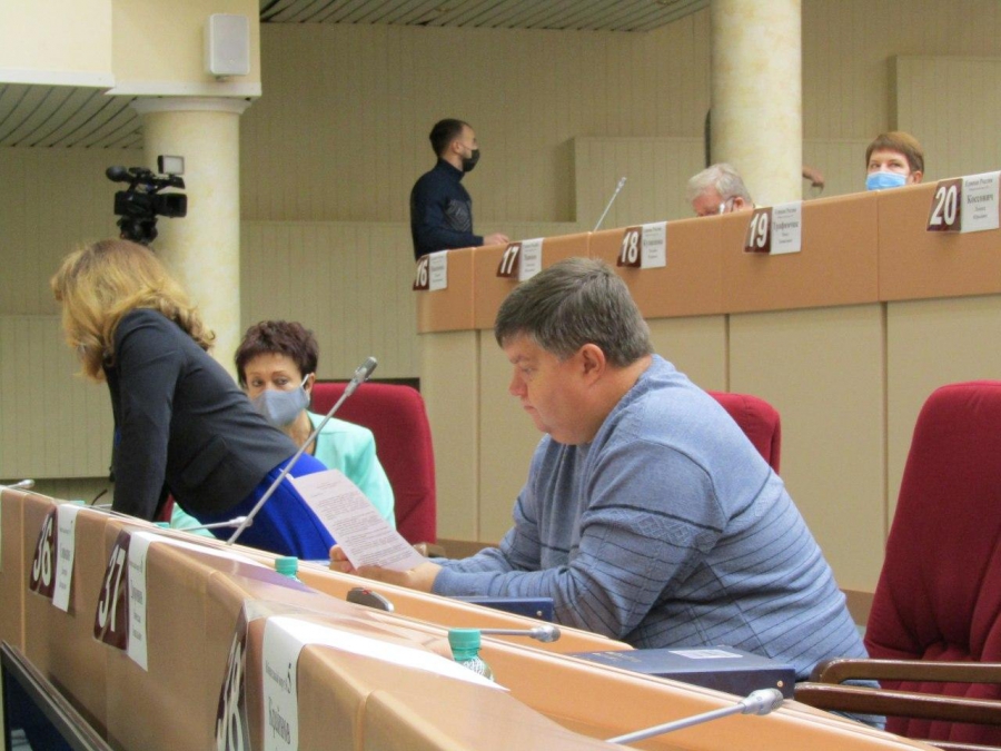 Городская дума приняла изменения в бюджет областного центра на ближайшие 2 года