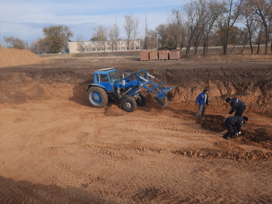 В Духовницком районе трактор вычерпал человеческий скелет