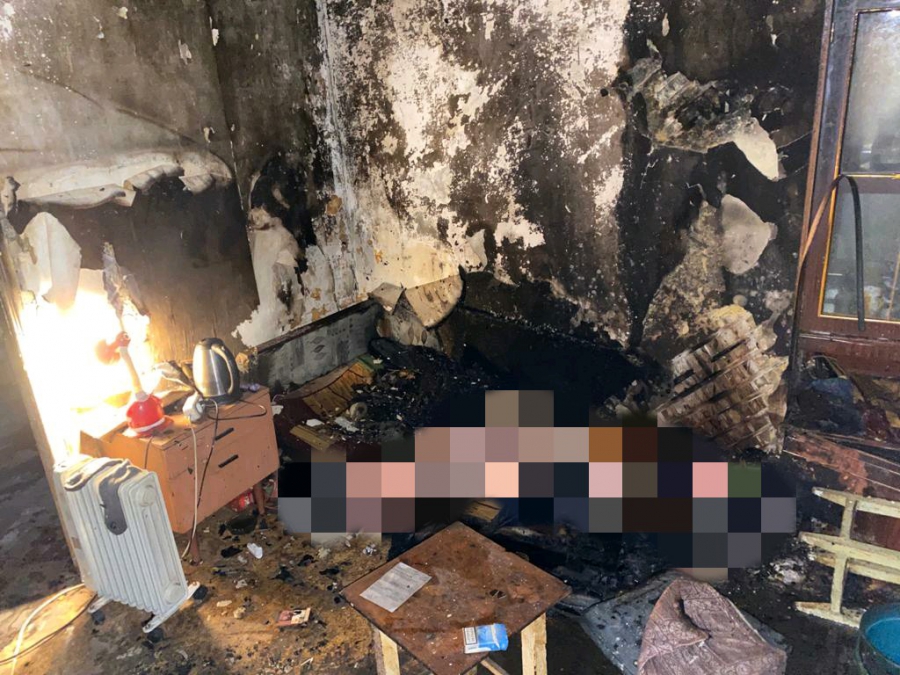 В Саратове следователи проверяют обстоятельства смерти одинокой пожилой женщины на пожаре