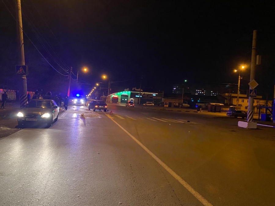 В Энгельсе водитель «ВАЗа» насмерть сбил пожилую велосипедистку