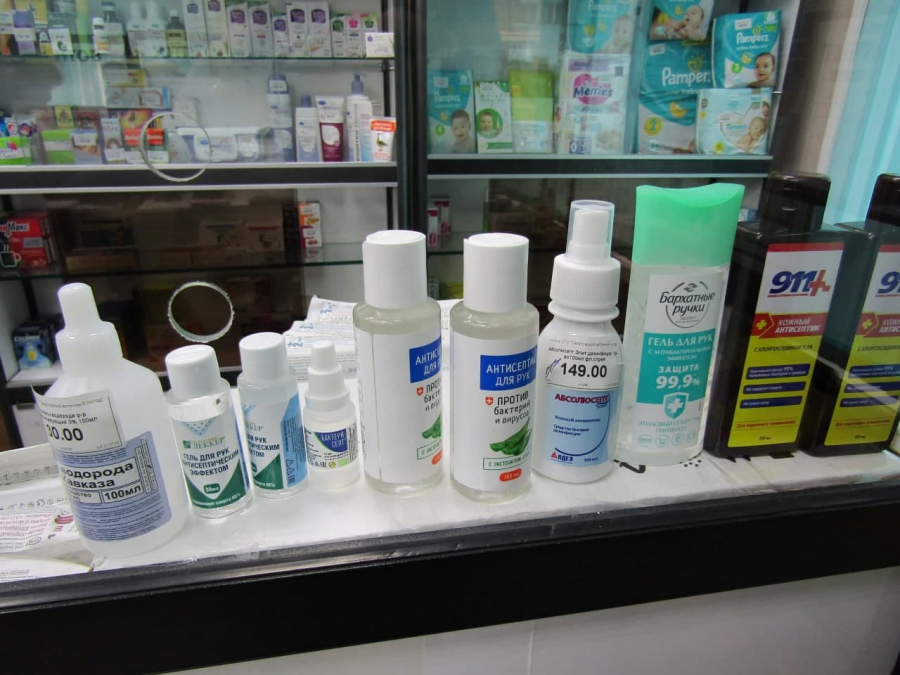 В Саратове в государственной аптеке наблюдаются очереди и дефицит лекарств