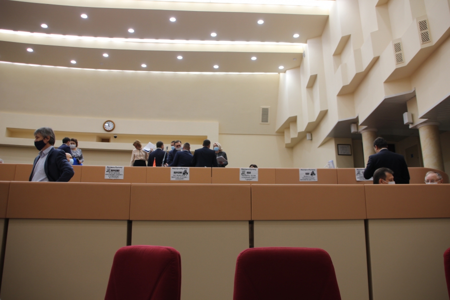 Саратовские депутаты завели в бюджет 330 миллионов рублей на строительство скоростного трамвая