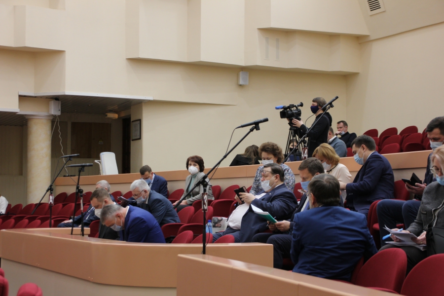 Саратовские депутаты завели в бюджет 330 миллионов рублей на строительство скоростного трамвая