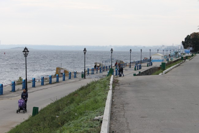 Полиция: Погибшая прыгнула с причала с сумкой и в сапогах