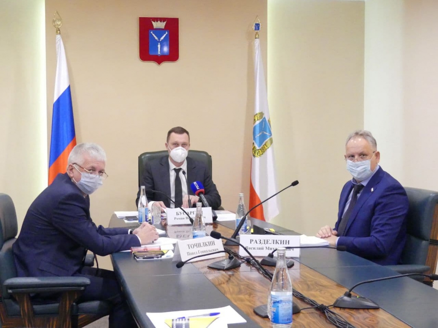 Роман Бусаргин: Ответственность за двойные выплаты медикам ляжет на главврачей