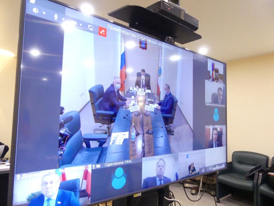 Роман Бусаргин: Ответственность за двойные выплаты медикам ляжет на главврачей