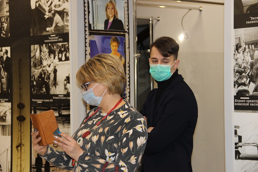 Губернатор Радаев отметил журналиста «Четвертой Власти» благодарственным письмом