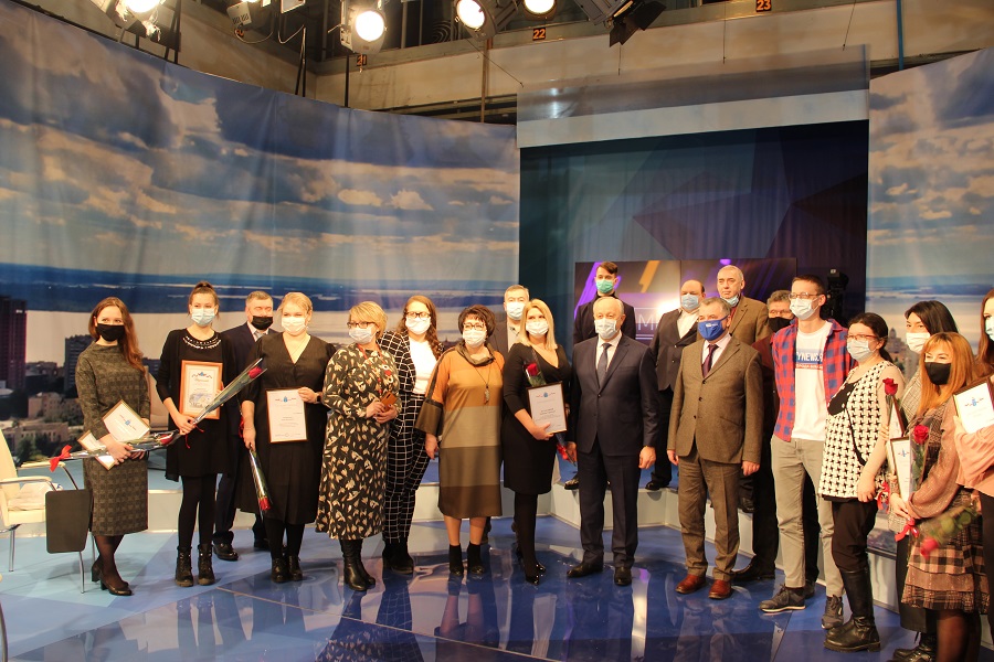 Губернатор Радаев отметил журналиста «Четвертой Власти» благодарственным письмом