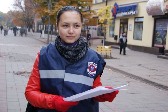 Полицейские Саратова раздали 1500 листовок о мошенничествах