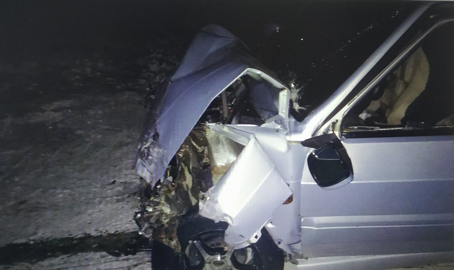 Под Екатериновкой водитель «Приоры» не уступил дорогу «ВАЗу» и погиб