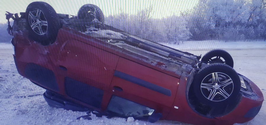 «Приора» протаранила «Ларгус» на встречной полосе. Пострадал ребенок