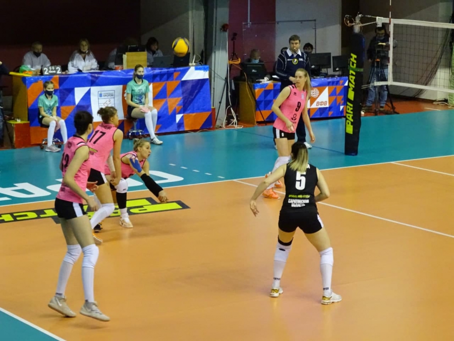 «Протон» не отдал ни партии знаменитой «Уралочке»