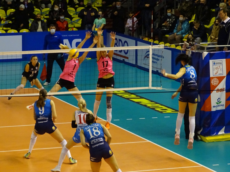 Саратовский «Протон» проиграл участнику Лиги Чемпионов