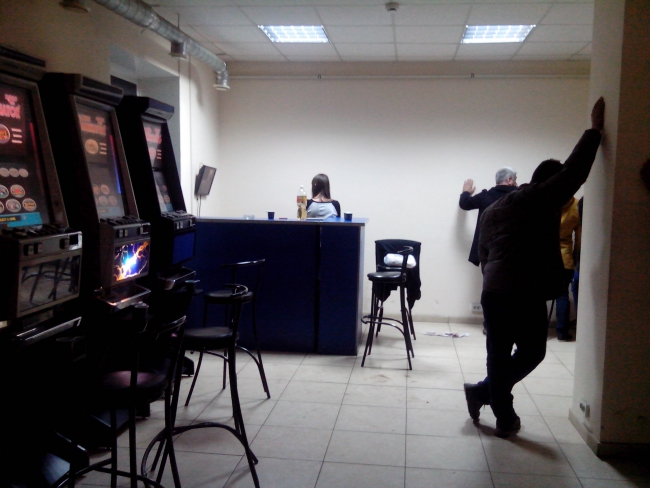 В Саратове провели операцию по ликвидации двух казино