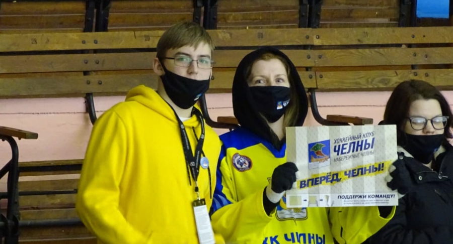 «Кристалл» довел победную серию до пяти матчей