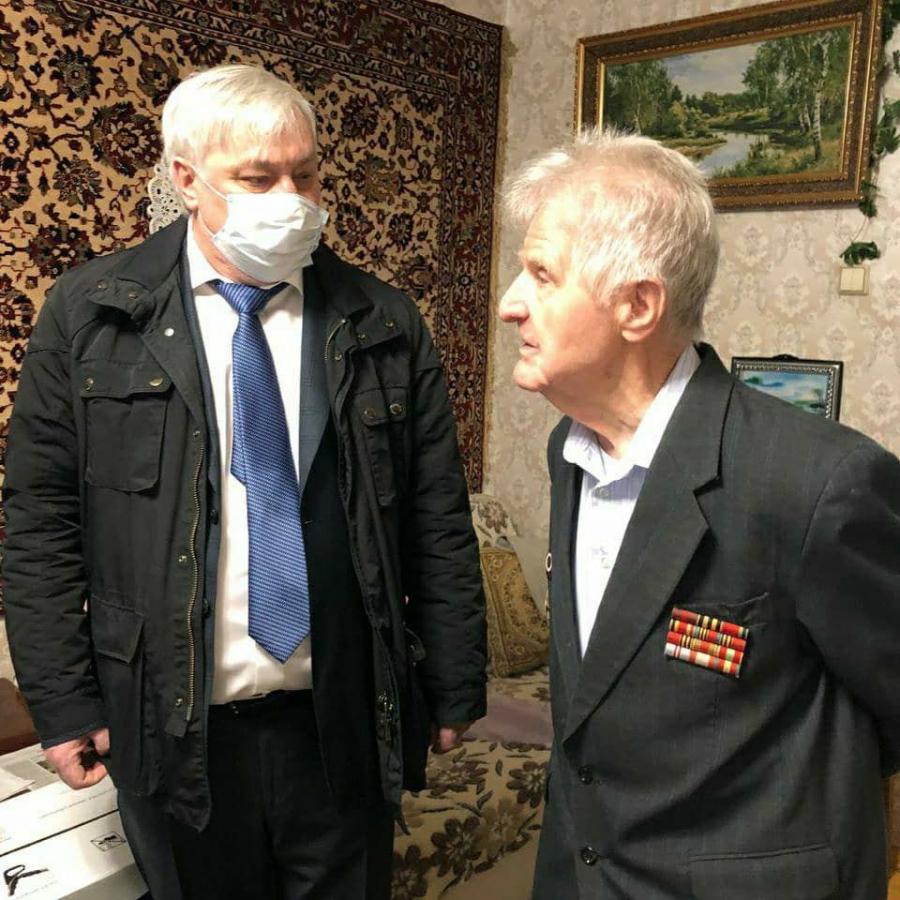 Дмитрий Плеханов поздравил с 95-летием энгельсского ветерана