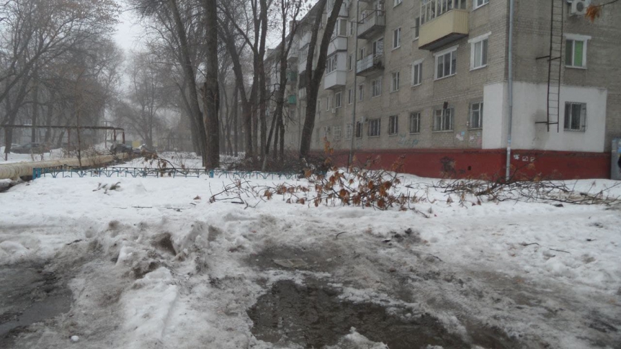 В Саратове из-за гололеда и сосулек госпитализированы еще 10 человек