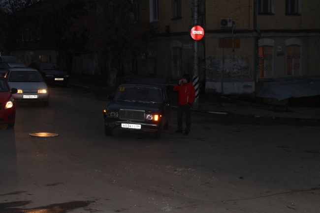 На Мичурина «семерка» перевернула внедорожник