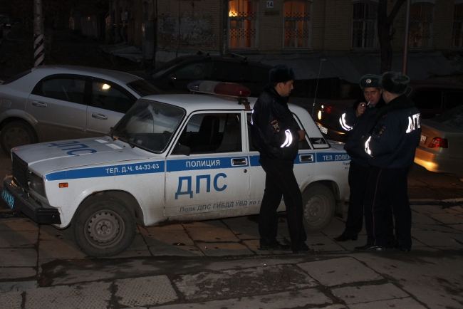 На Мичурина «семерка» перевернула внедорожник