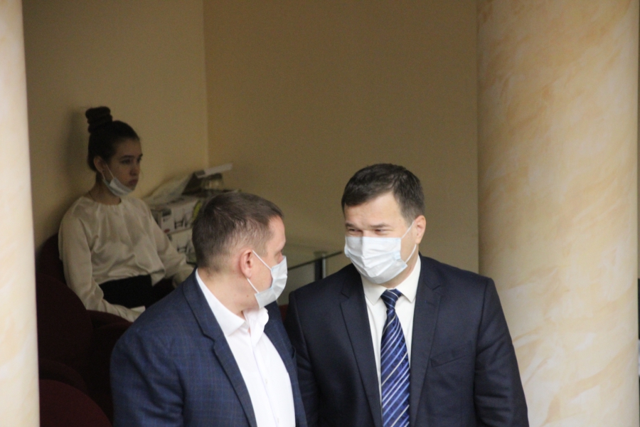 Депутаты освобождают 110 предприятий Саратовской области от уплаты налога на имущество