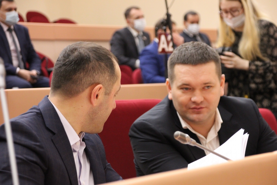 Депутаты освобождают 110 предприятий Саратовской области от уплаты налога на имущество