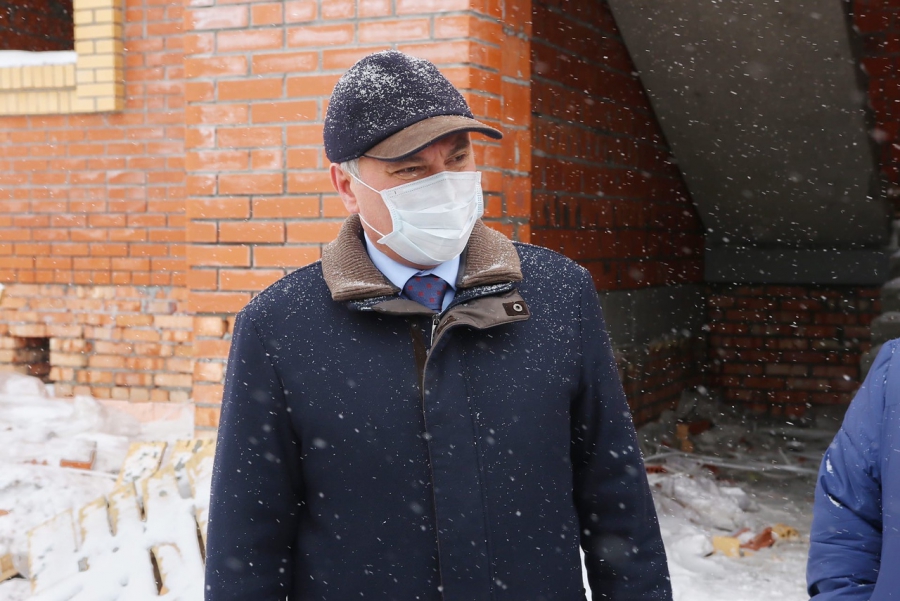 Володин: Специалистам онкологического центра тоже нужно предоставить служебное жилье