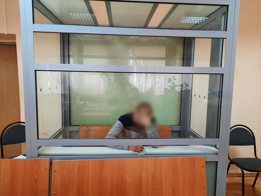 На СХИ мужчина убил собутыльника, завернул в простыню и вынес на улицу