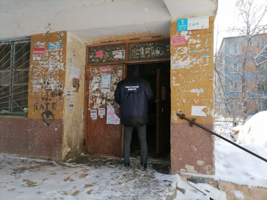 На СХИ мужчина убил собутыльника, завернул в простыню и вынес на улицу