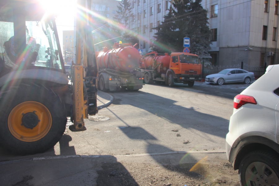 В центре Саратова десятки домов остались без тепла из-за аварии на сетях «Т Плюс»