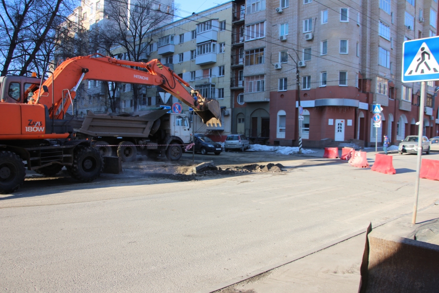 В центре Саратова десятки домов остались без тепла из-за аварии на сетях «Т Плюс»