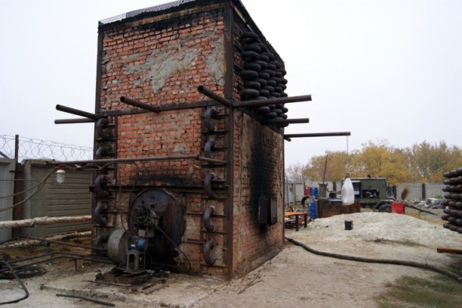 На саратовские АЗС поступал бензин из подпольного завода