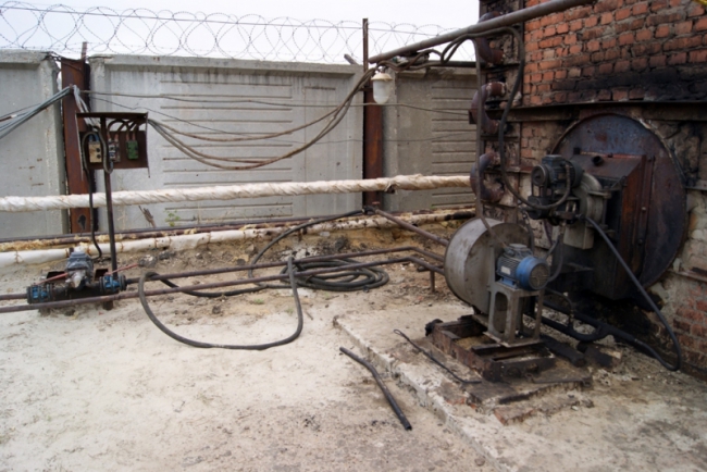 На саратовские АЗС поступал бензин из подпольного завода