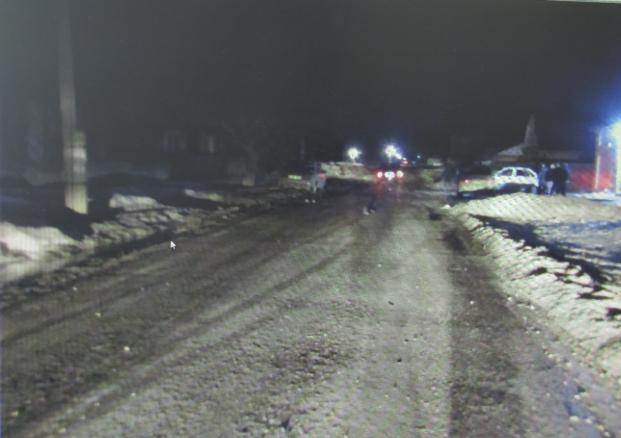 Девочка угодила под колеса «шестерки»