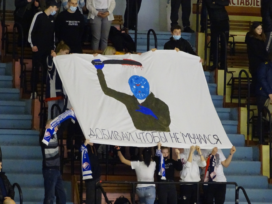 «Кристалл» обыграл «Чебоксары» и вышел в финал Первенства ВХЛ