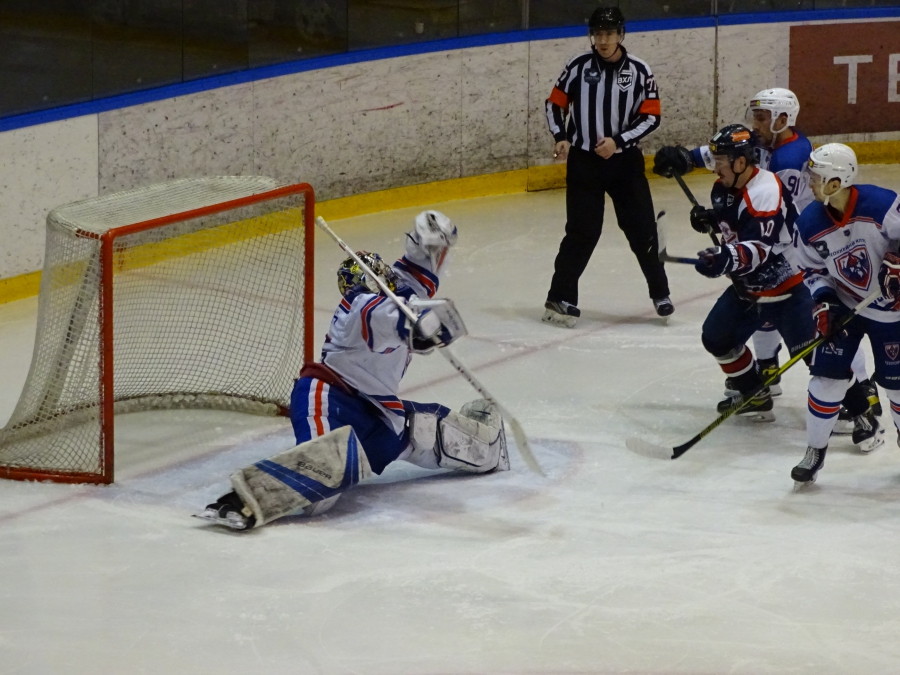 «Кристалл» обыграл «Чебоксары» и вышел в финал Первенства ВХЛ