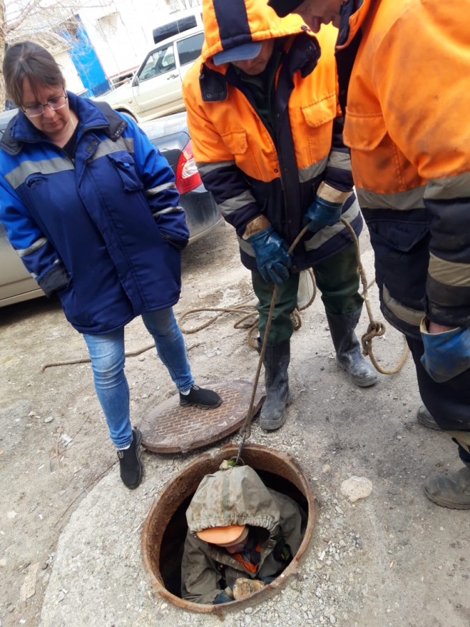 Администрации Северного рынка за долги заглушена канализация