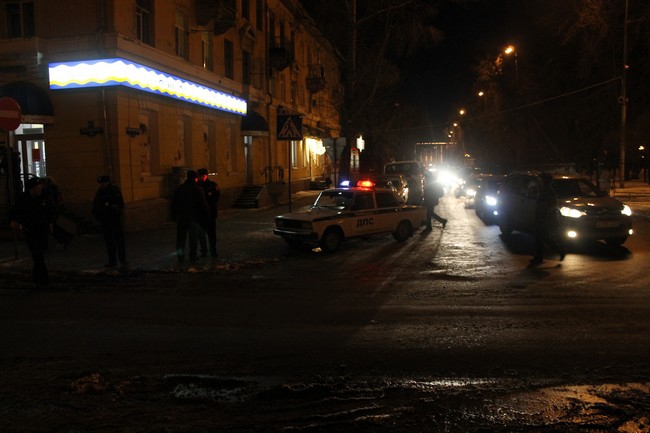 Атаманы провели вечер в кафе вместо пикета против «KAZAKY»