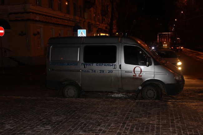 Атаманы провели вечер в кафе вместо пикета против «KAZAKY»