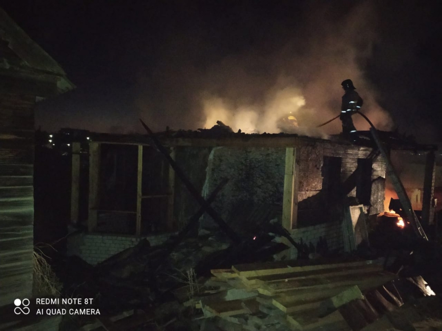 В Красном Текстильщике на пожаре погибли женщина и двое детей