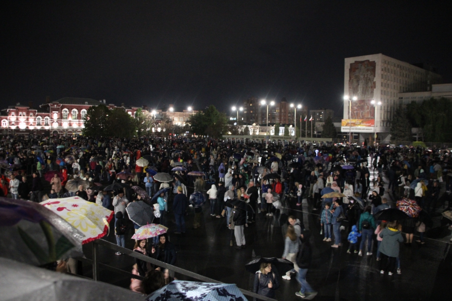 Над Саратовом прогремел салют в честь Дня Победы