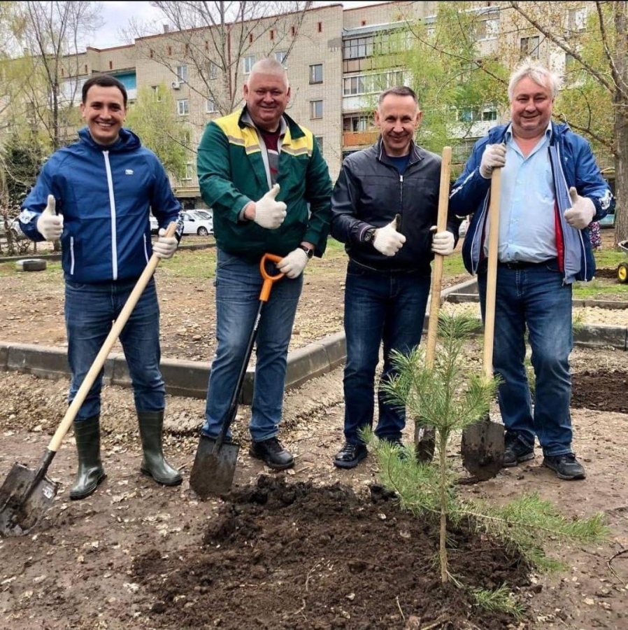 Энгельс отметил 76-летие Победы в Великой Отечественной войне