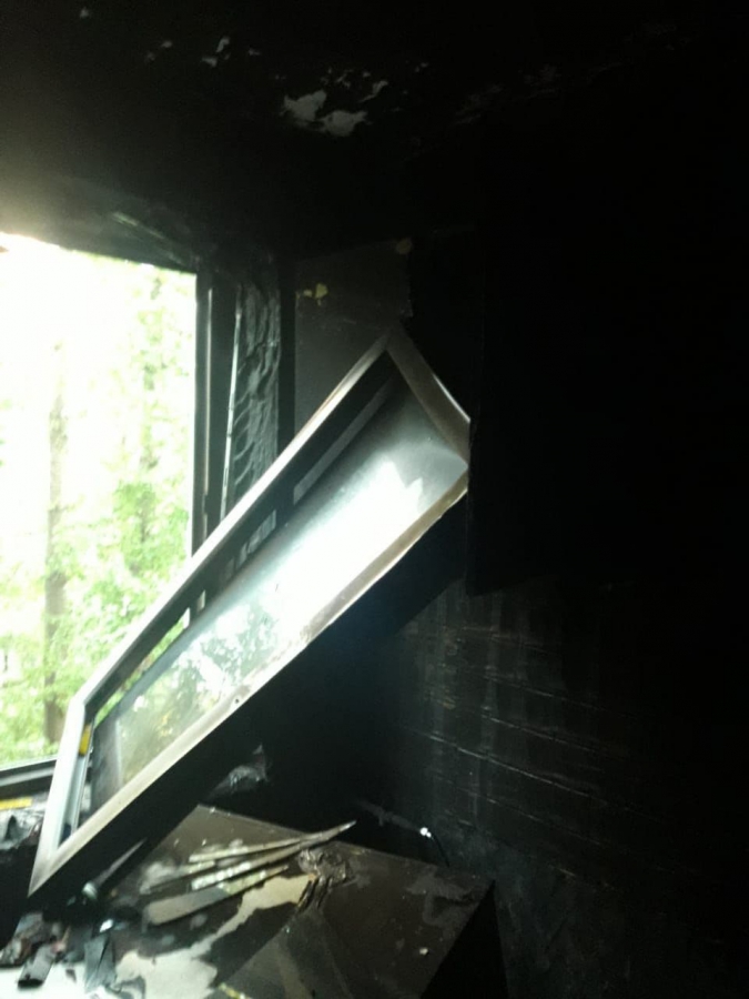 В Саратове загорелась девятиэтажка. Эвакуировали 20 человек