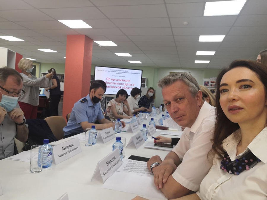 Депутат Рогожин призвал изыскать дополнительное финансирование на пополнение сельских библиотечных фондов