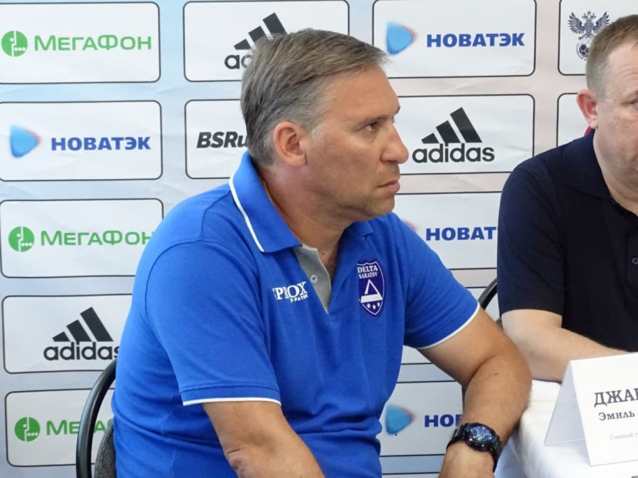 В Саратове матчи ЧР по пляжному футболу решено провести под крышей