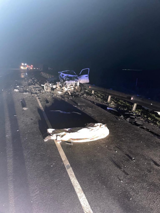 Под Саратовом фура превратила внедорожник в утиль. Погиб водитель