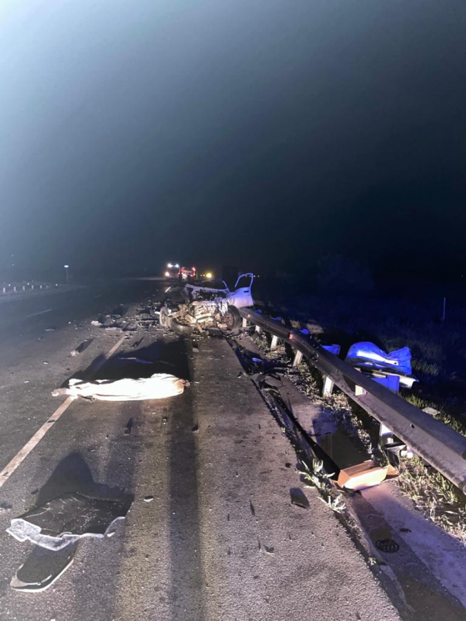 Под Саратовом фура превратила внедорожник в утиль. Погиб водитель