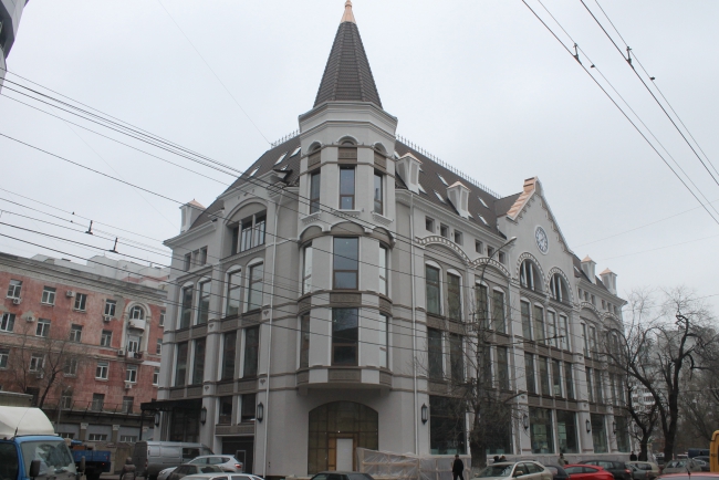 В центре Саратова появилось еще одно здание интересной архитектуры