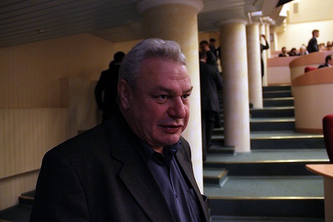 Областные депутаты сократили бюджет на 3 миллиарда