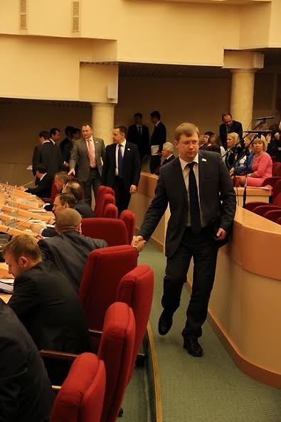 Областные депутаты сократили бюджет на 3 миллиарда